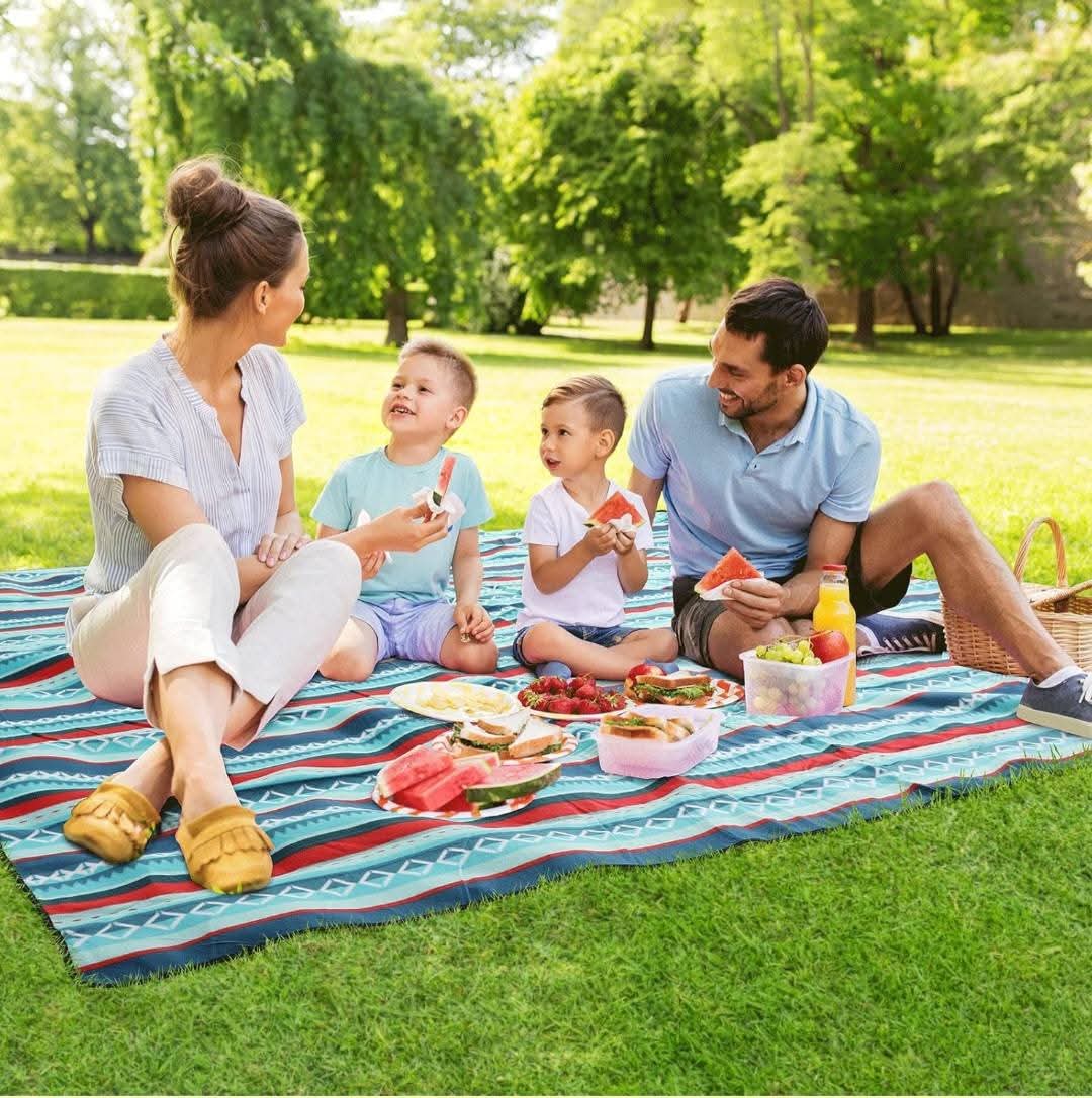 0076 Iškylavimo pledas